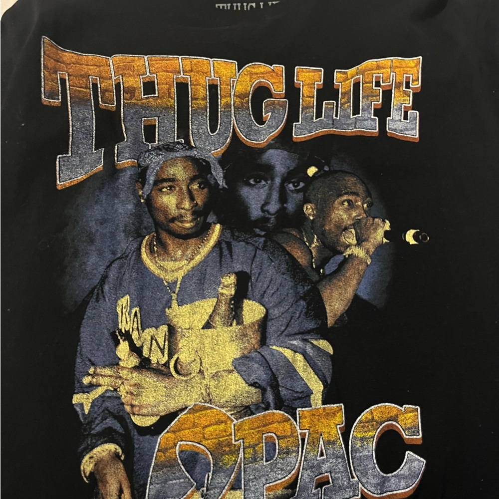Tupac Thug Life Graphic Tee Size M (like new)